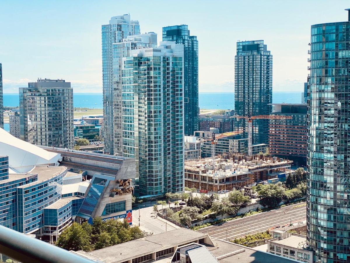 Front Street Suites Toronto Exteriör bild